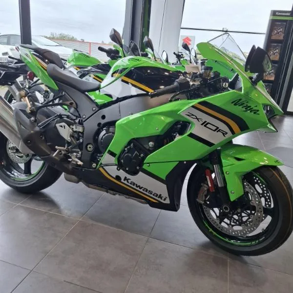 ZX10R