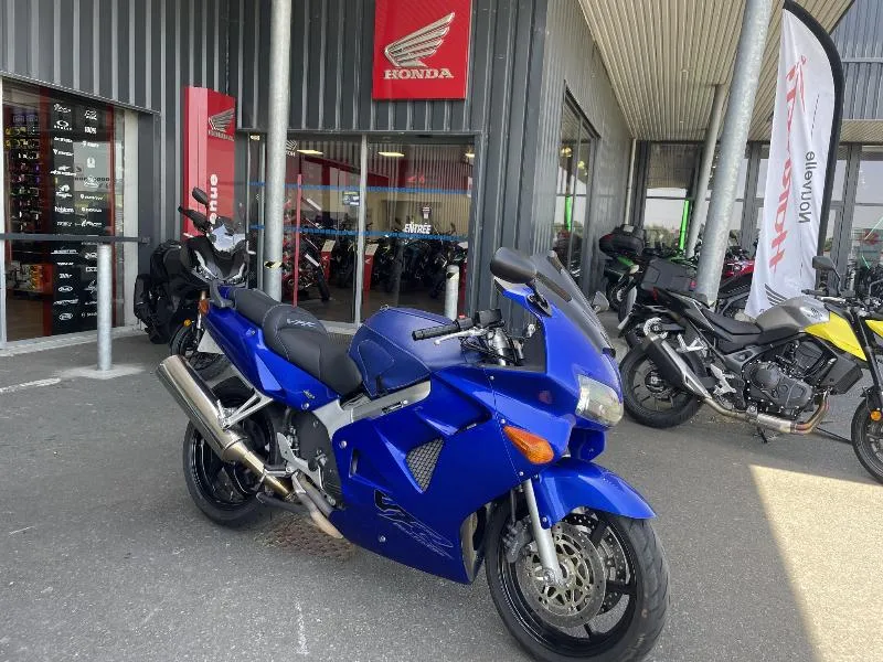 VFR 800 F