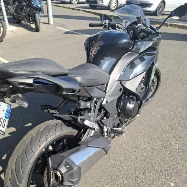 NINJA 1000 SX