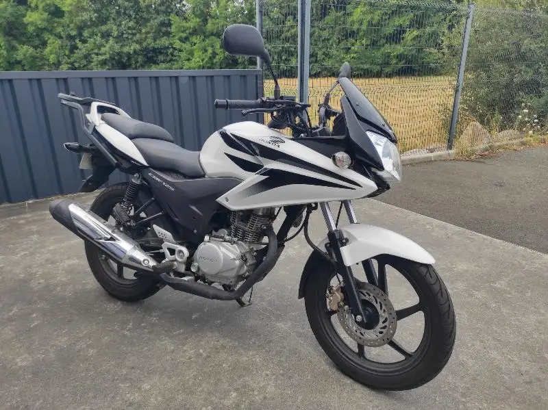 CBF 125 2010