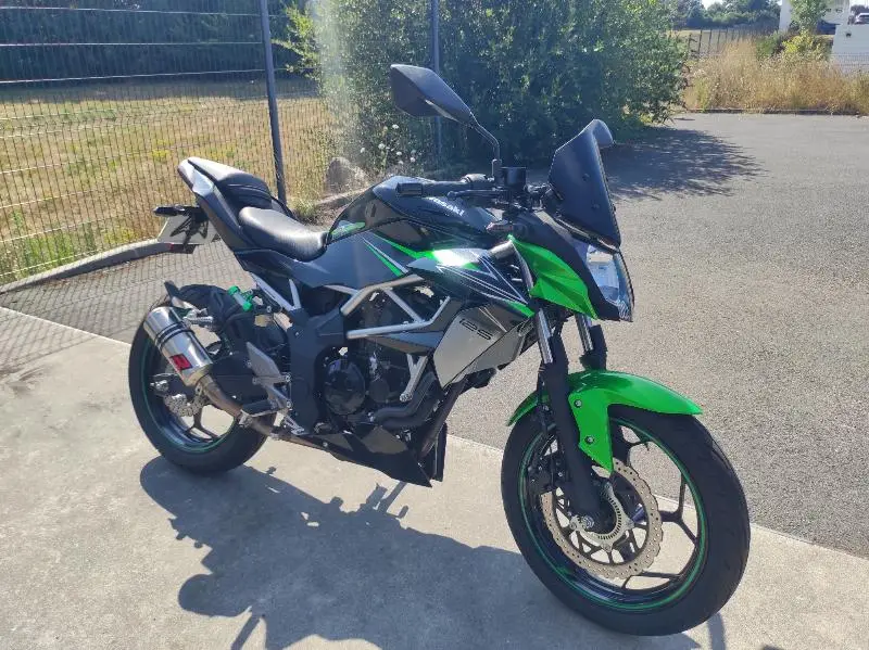 Z125