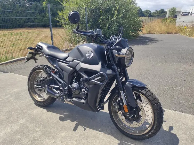 125 SCRAMBLER X
