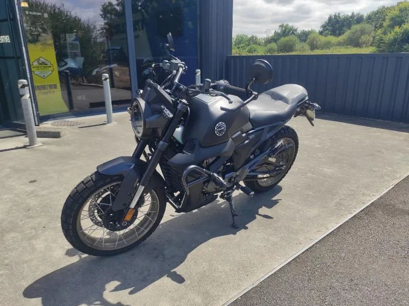 125 SCRAMBLER X