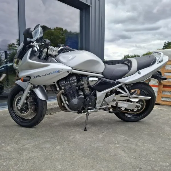 GSF 1200 S BANDIT