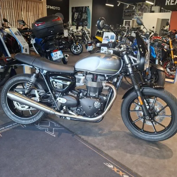 SPEED TWIN 900