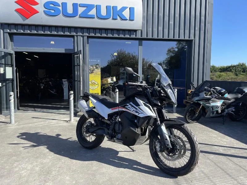790 ADVENTURE