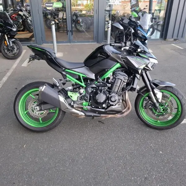 Z 900