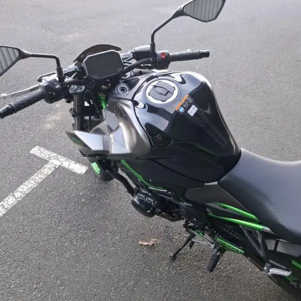 Z 900