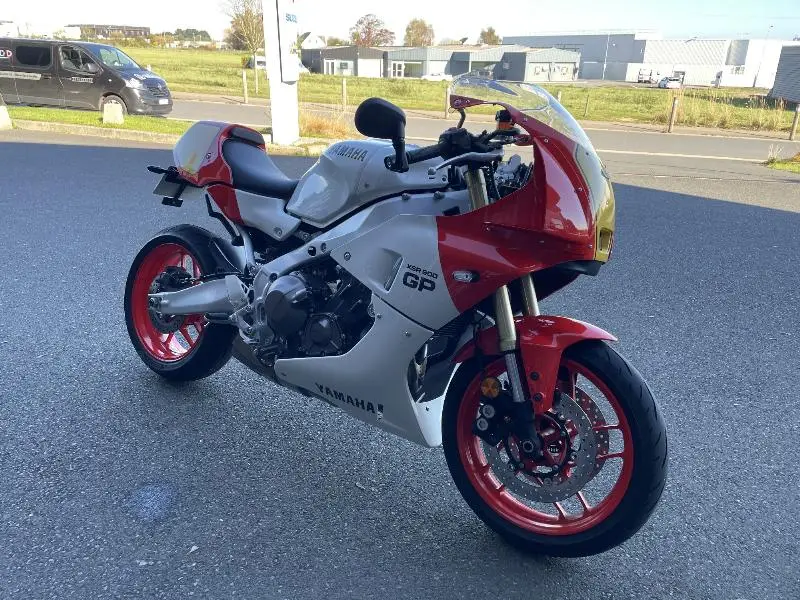 XSR 900 GP