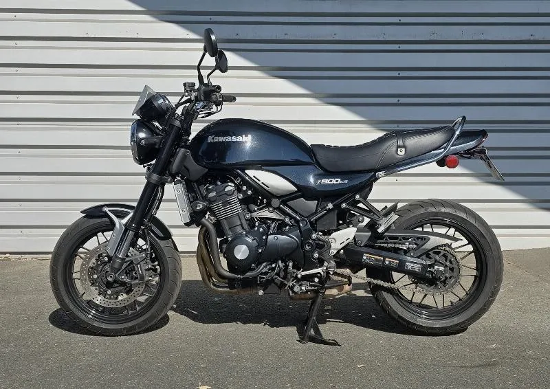 Z 900