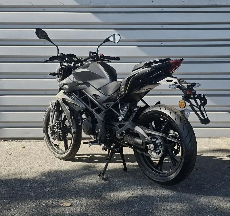BN 125
