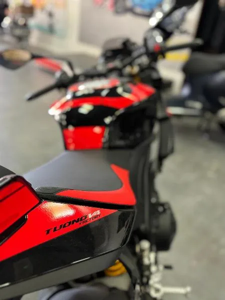 TUONO 1100 V4 FACTORY