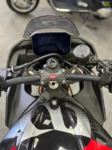 TUONO 1100 V4 FACTORY