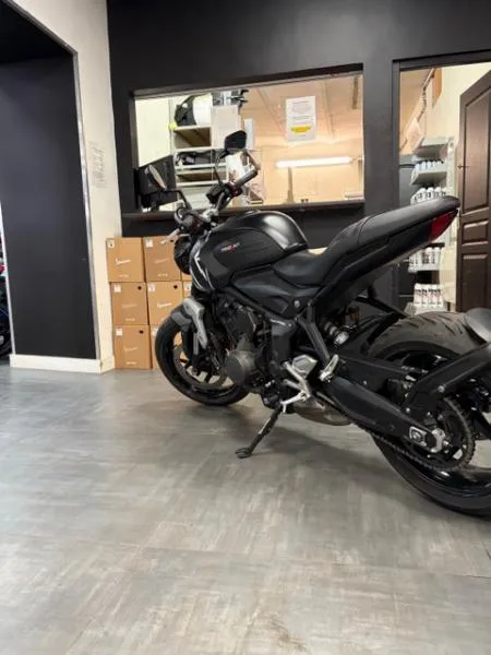 TRIDENT 660