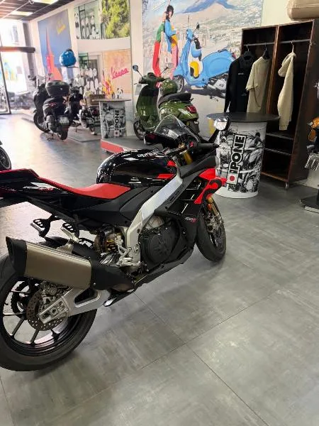 RSV4 1100 FACTORY