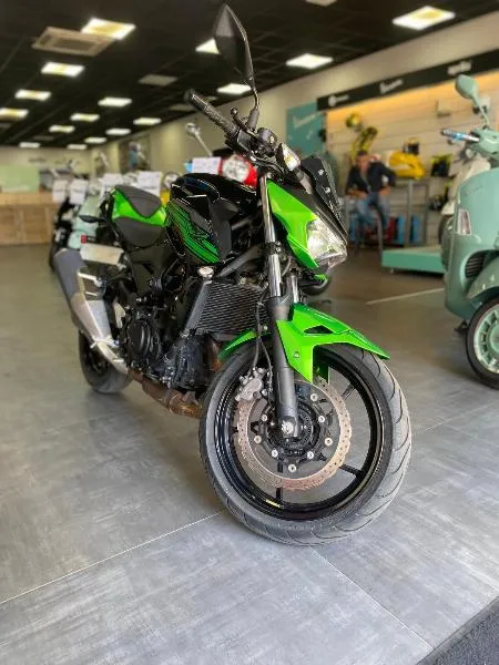 Z400 2020