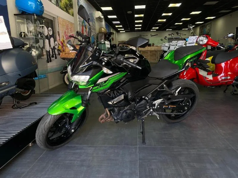 Z400