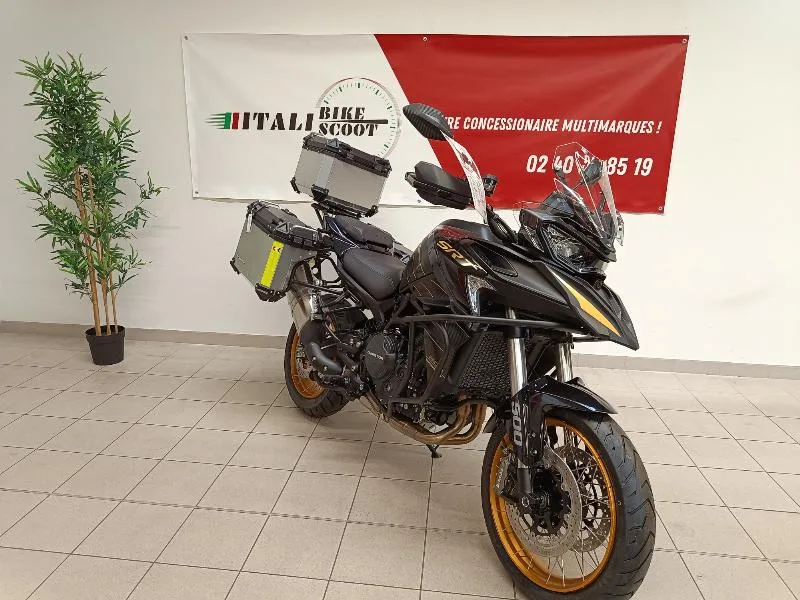 SRT 900 SX Touring