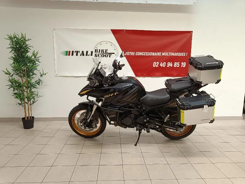SRT 900 SX Touring