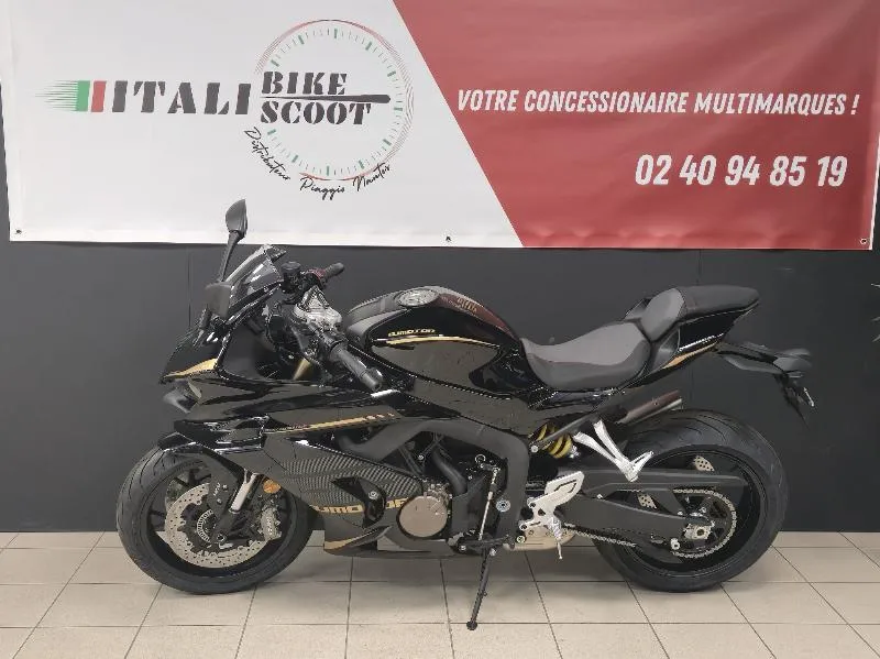 SRK 800 RR