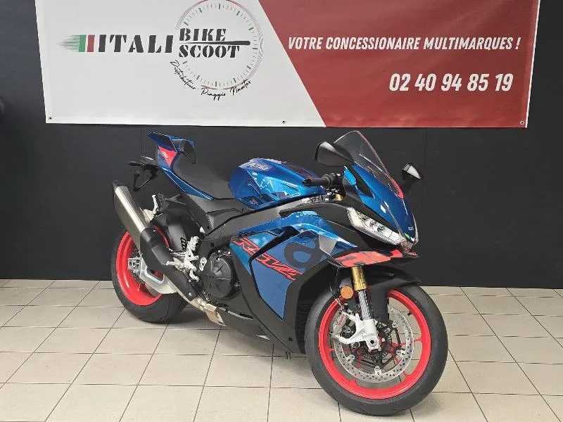 RSV4 1100