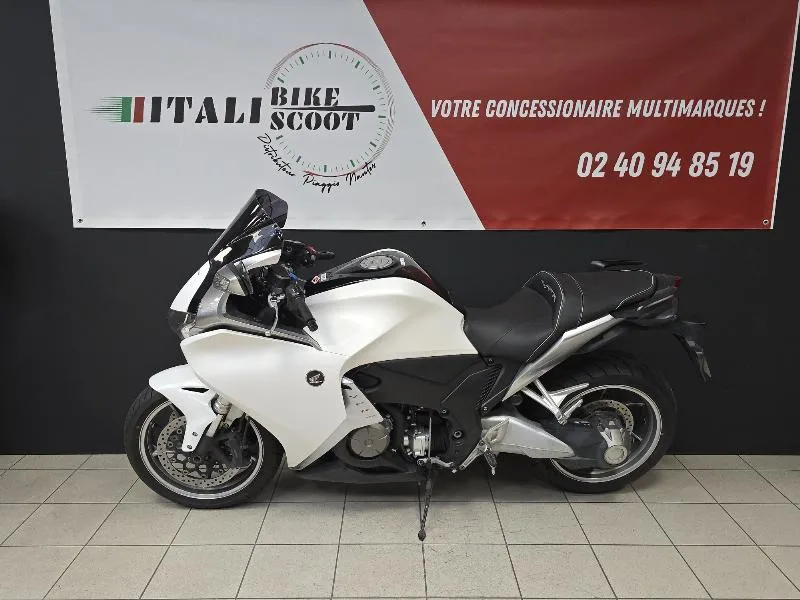 VFR 1200 F