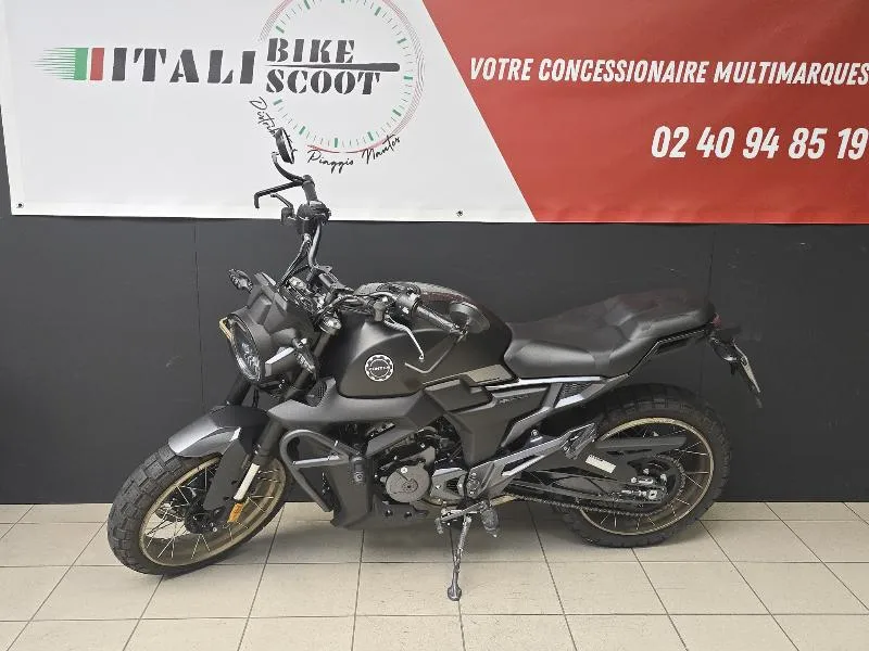 125 SCRAMBLER X
