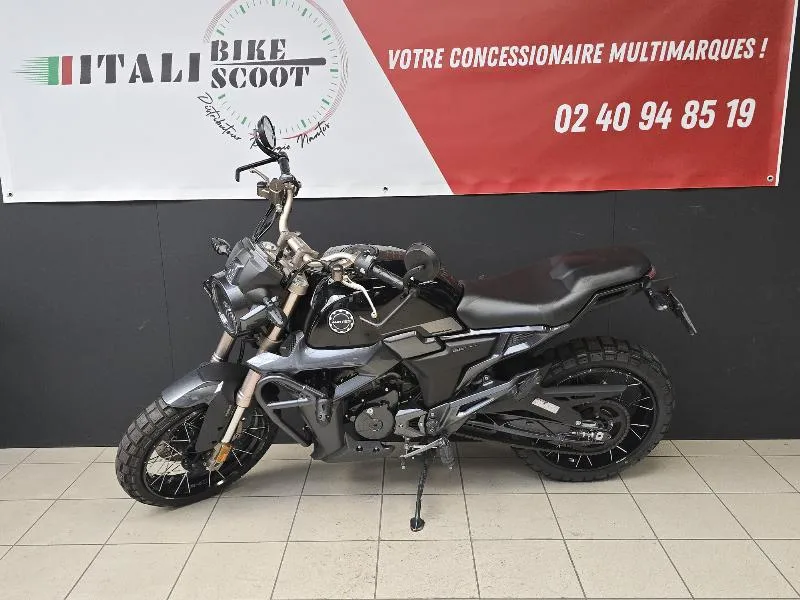 125 SCRAMBLER X