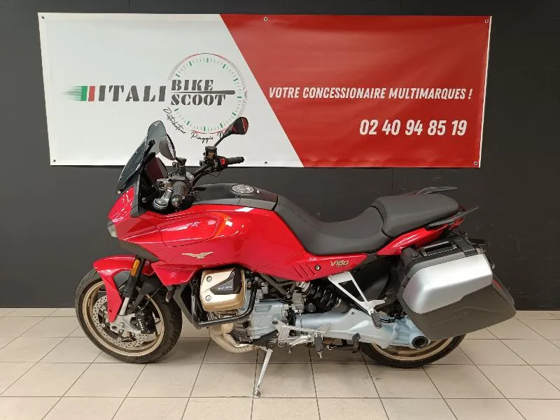 V100  MANDELLO