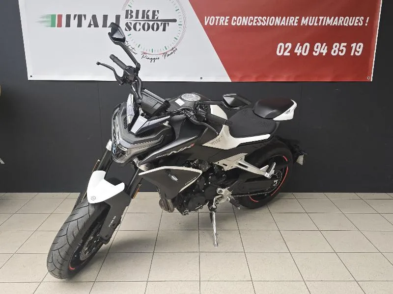 NK 800 SPORT