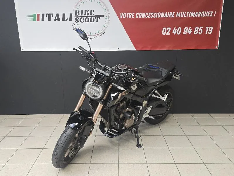 CB 650 RA