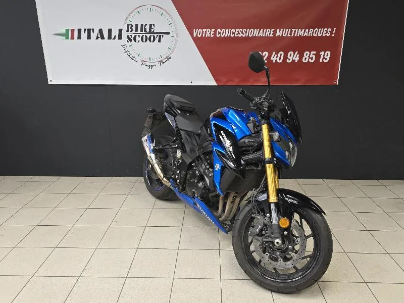 GSXS 750