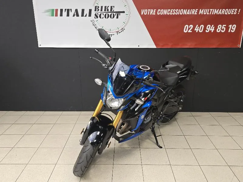 GSXS 750
