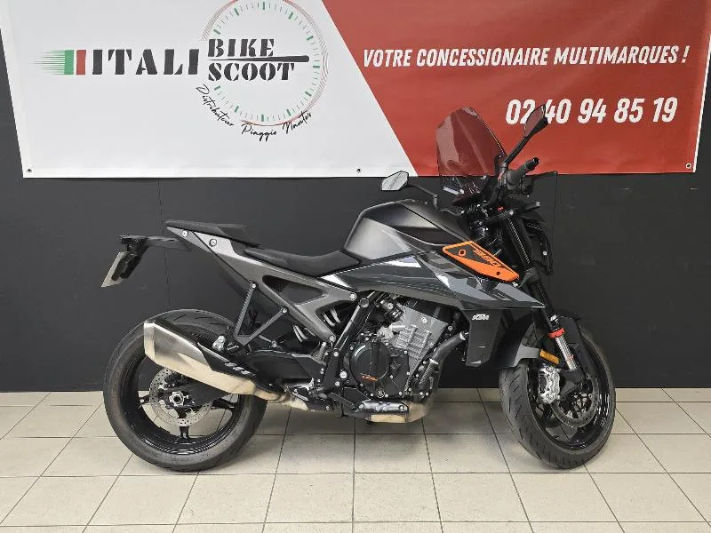 990 DUKE