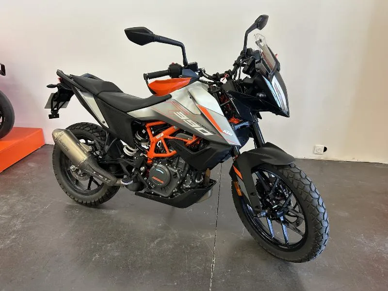 390 ADVENTURE