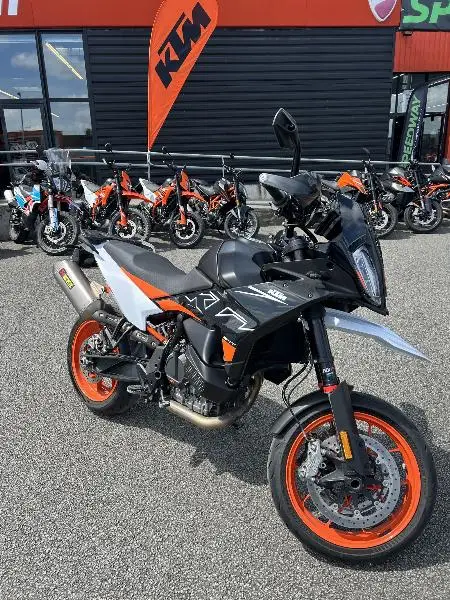 890 ADVENTURE SMT