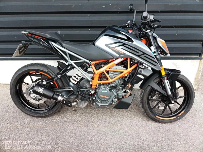 125 DUKE ABS