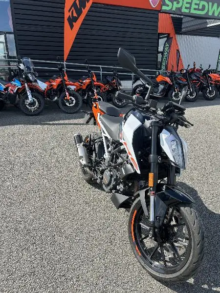 125 DUKE