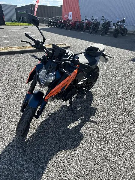125 DUKE