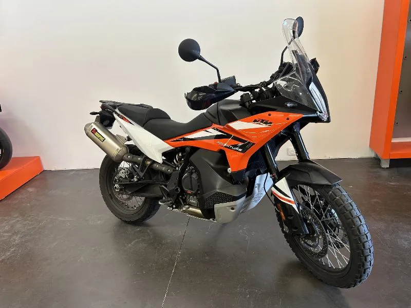 890 ADVENTURE