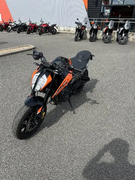 790 DUKE L