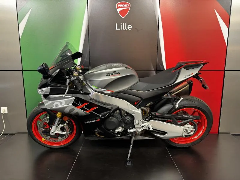 RSV4 1100