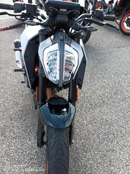 125 DUKE ABS