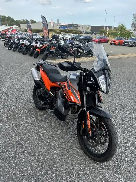 890 ADVENTURE