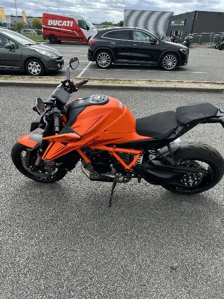1390 SUPER DUKE R