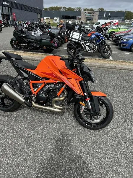 1390 SUPER DUKE R