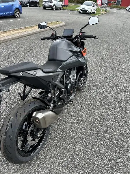 990 DUKE