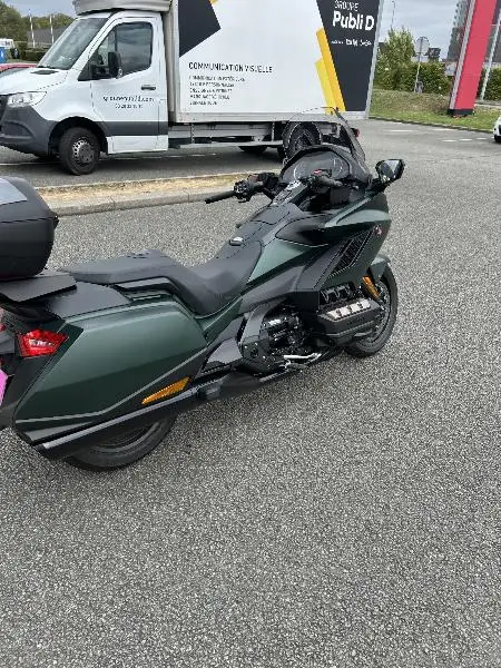 GOLDWING 1800 BAGGER