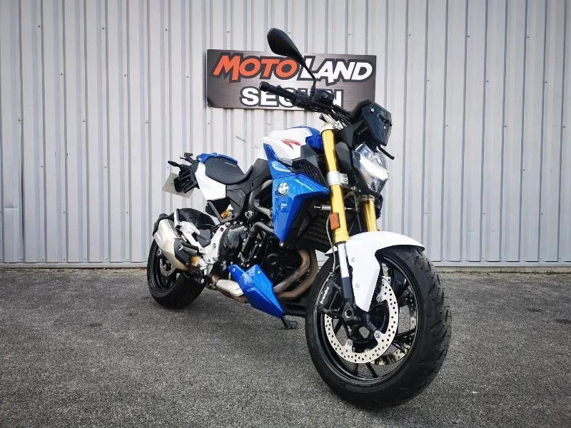 F 900 R