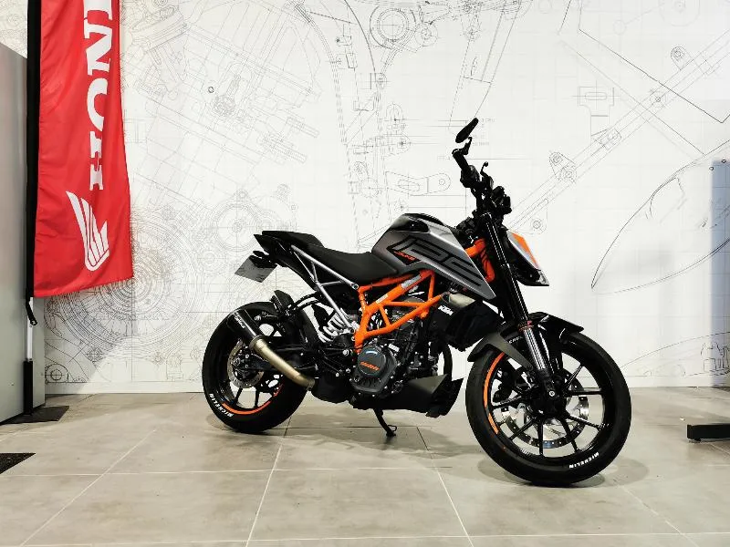 125 DUKE ABS